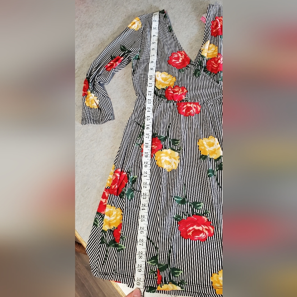 FLORAL AND STRIPED FAUX WRAP MINI DRESS - Picture 3 of 6